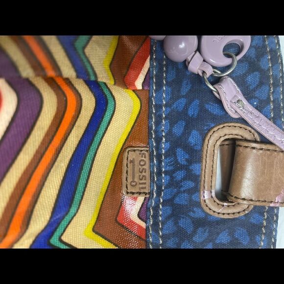 Fossil key Per multi color zigzag coated canvas ltote with blue & brown … - Picture 12 of 14